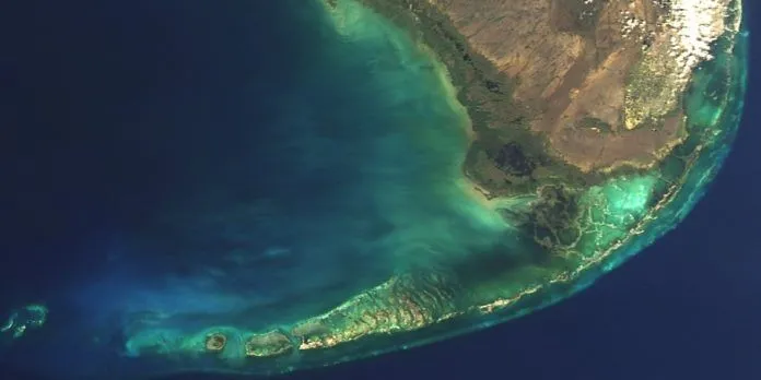 Florida Keys DISASTER PLAN - A glass of water - Florida Keys