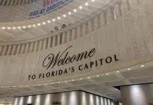 the welcome sign to florida's capitol building