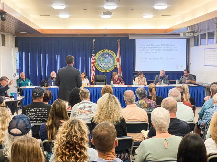 Isla election forum 1 Large