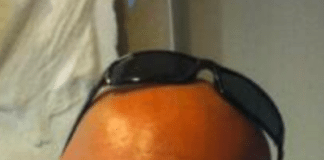 #News: Campaigns continues in Marathon - A man looking at the camera - Eyebrow