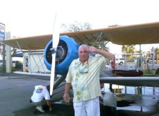 #RIP: Peter Anderson - A man standing in front of a plane - Aviation