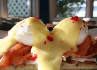 #Eats: Azur knows how to do breakfast - A close up of food - Azur Restaurant