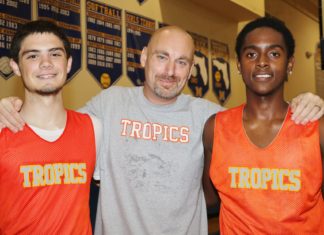 Florida Tropics are beating the heat - A group of people posing for the camera - T-shirt