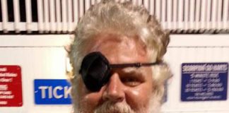 Marathon’s one-eyed man still laughing - A man wearing glasses - Beard