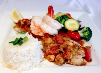 Turquoise Restaurant is a labor of love - A plate of food - Thai fried rice