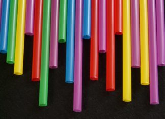 Plastic Drinking straws