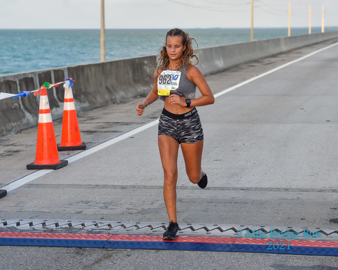 SCENES FROM THE 7MILE BRIDGE RUN