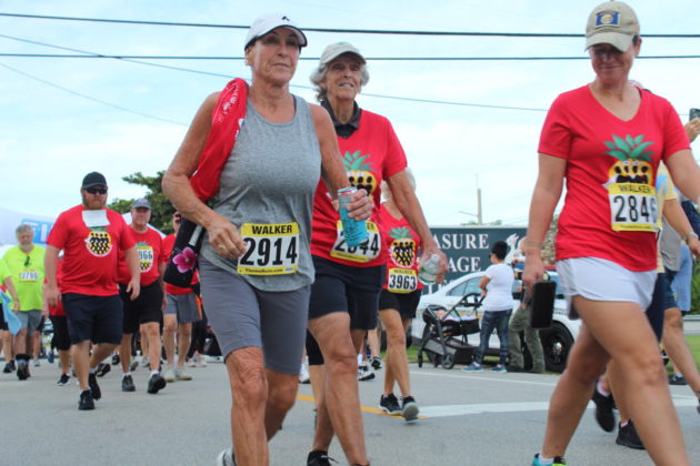 a group of people that are running in a race