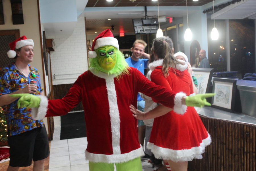 IN PICTURES KEY LARGO BOAT PARADE LIGHTS THE WAY ON BLACKWATER SOUND