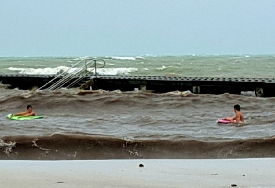 IN PICTURES: KEY WEST GETS TROPICAL STORM CONDITIONS AS HURRICANE IAN ...