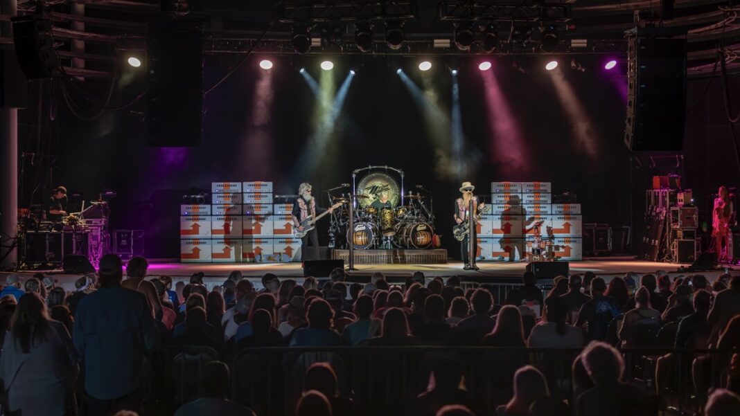 THE BEARDS CAME BACK ZZ TOP ROCKS KEY WEST AMPHITHEATER