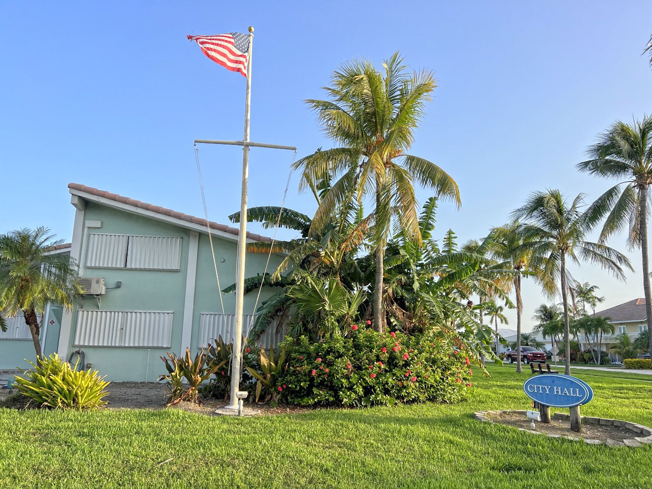 HOW TO EXPAND KEY COLONY CITY HALL? COMMISSION DISCUSSES EXPANSIONS AND FLOOD ZONE MODIFICATIONS