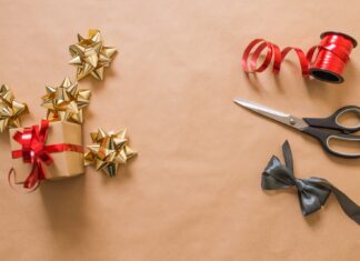 a pair of scissors and a pair of wrapped presents