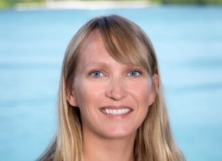 POPULAR NATURE LECTURE SERIES KICKS OFF JAN. 26 WITH MOTE MARINE LAB’S VP OF RESEARCH a woman with long blonde hair and blue eyes