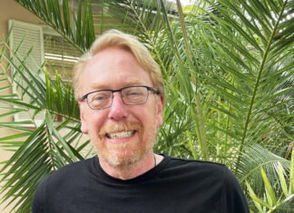 SOMEONE YOU SHOULD KNOW: MICHAEL BLADES CAPTURES KEY WEST IN ACTION