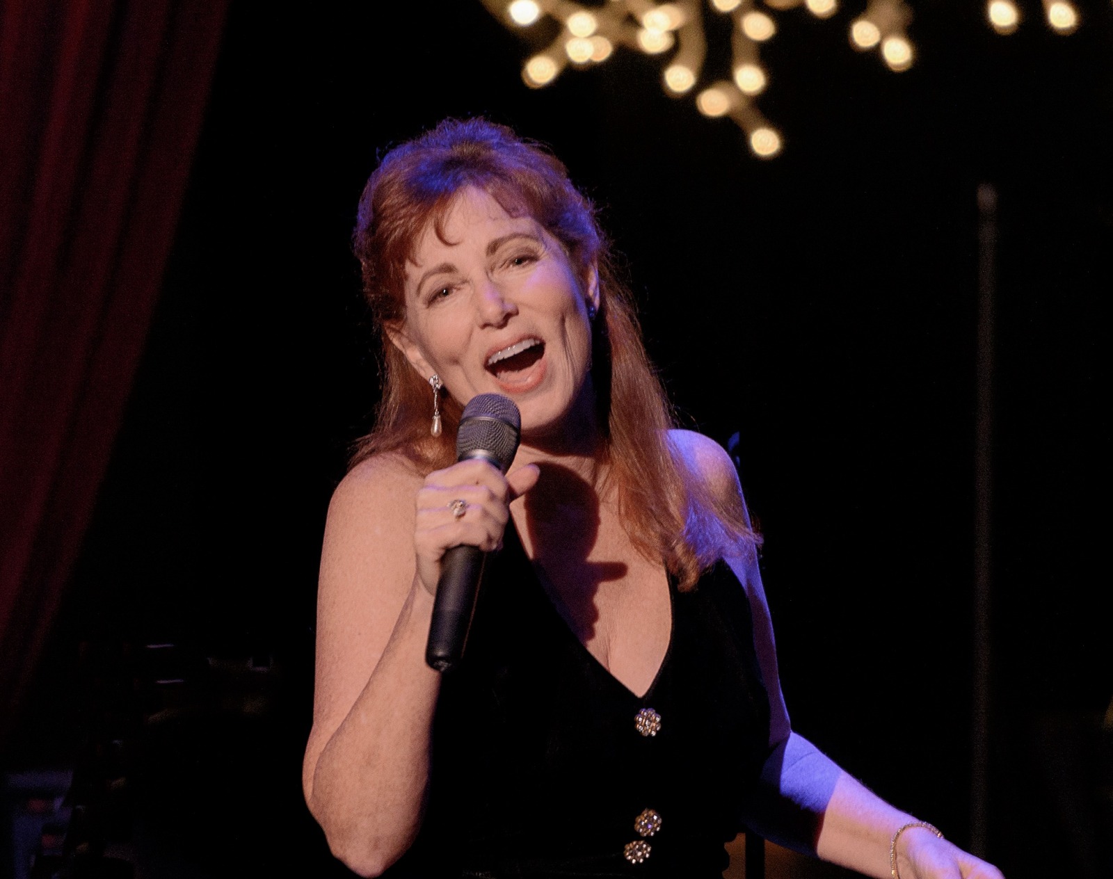 KIM GORDON TURNS MUSIC INTO MEALS FOR KIDS