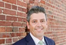 PUBLIC DEFENDER KEVIN McCARTHY RUNS FOR COUNTY JUDGE SEAT