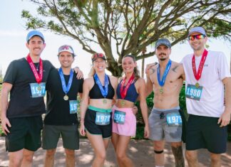 IN PICTURES: RUNNERS BATTLE THE SUN & BLACKTOP IN SOMBRERO BEACH RUN
