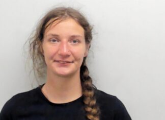 WASHINGTON WOMAN FACING CHARGES FOLLOWING PURSUIT IN THE LOWER KEYS