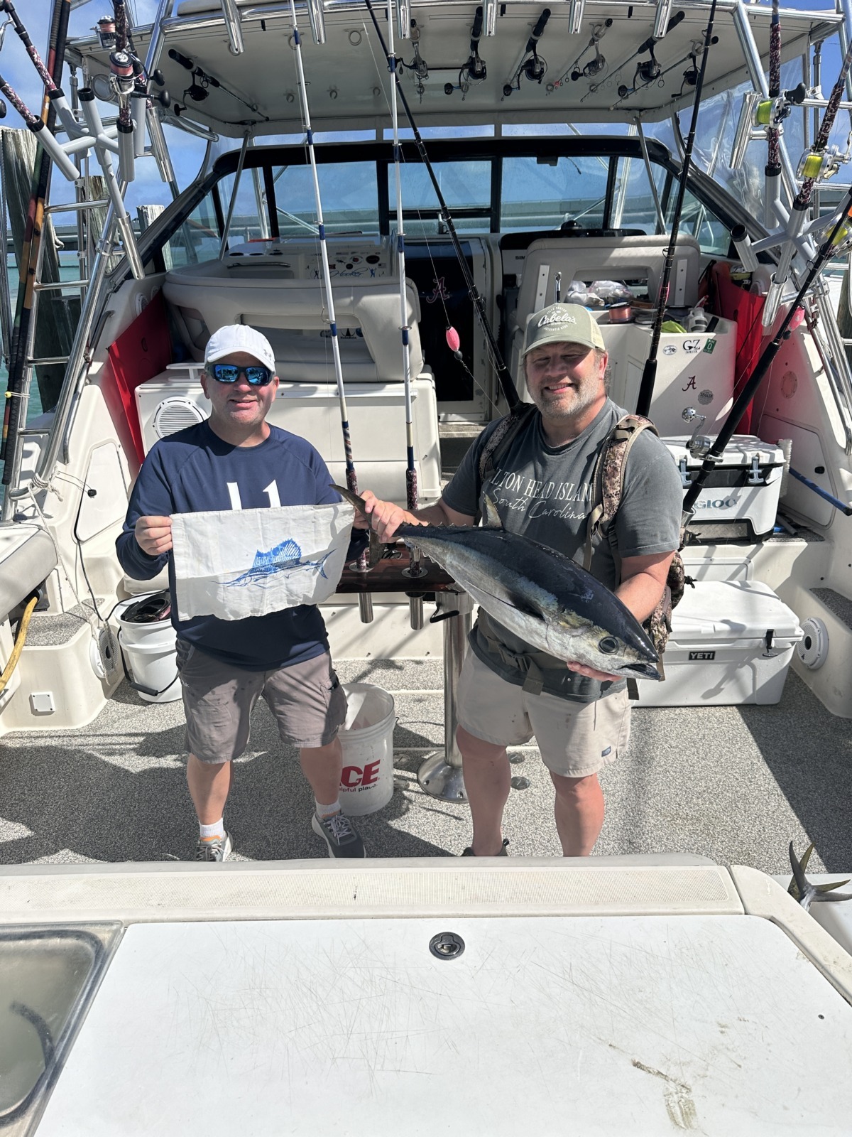 FLORIDA KEYS FISHING REPORT: GULF STREAM PARKS ON THE REEF AND THE SAILS ARE LOVING IT