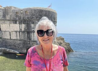 MEET MARTHA ROBINSON: ONCE A QUEEN; ALWAYS A QUEEN
