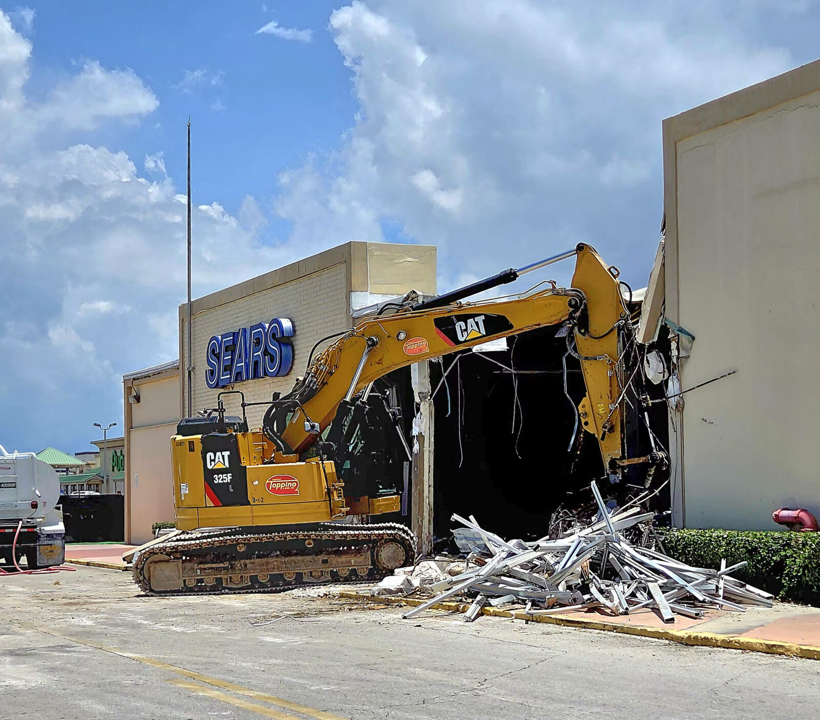 Key West's Searstown Plaza replacement starts with demolition